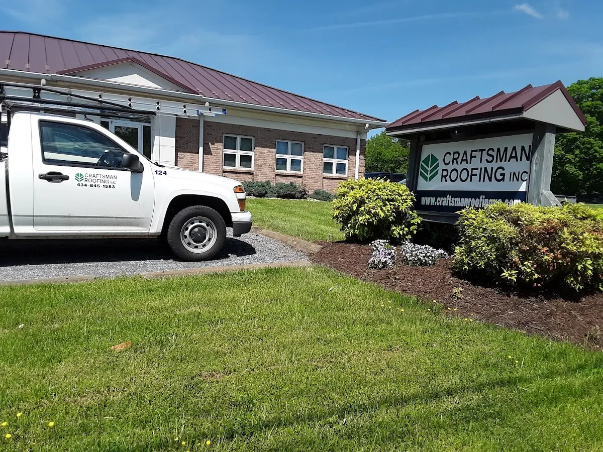 Quality Ice Dam Removal by experienced craftsmen in Wolf Lick